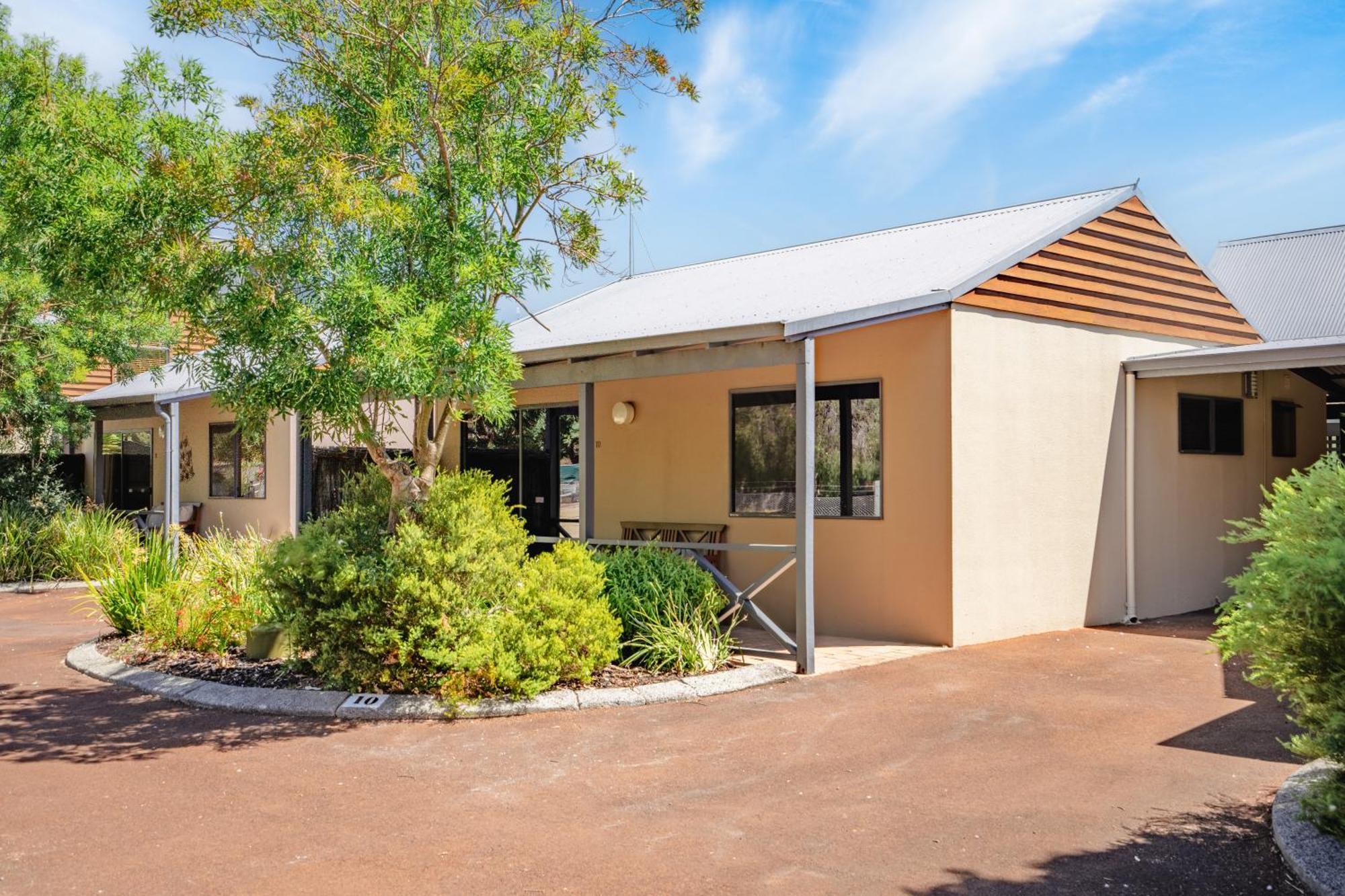 Bay Village Resort Dunsborough Exterior photo